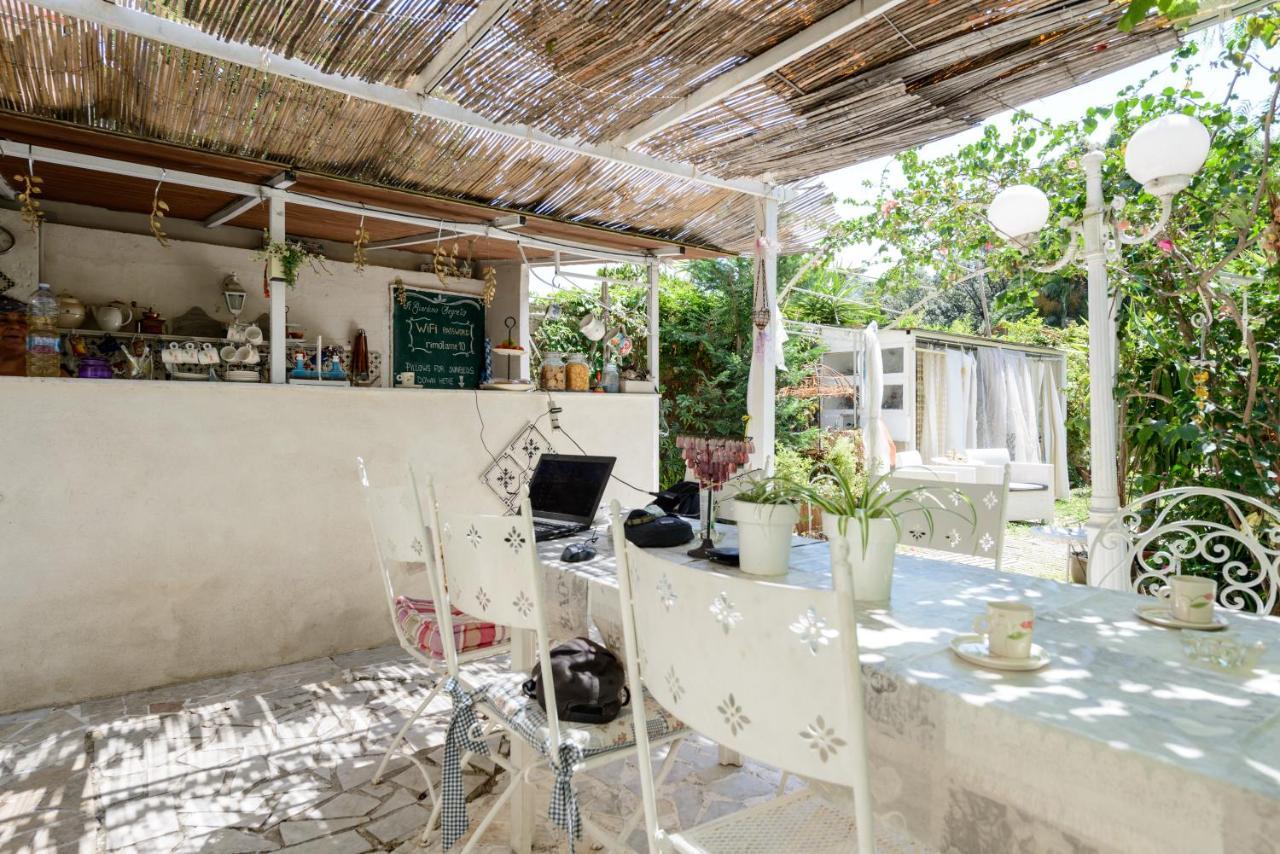 Giardino Segreto Panzió Nápoly Kültér fotó