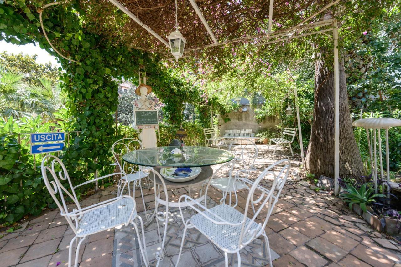 Giardino Segreto Panzió Nápoly Kültér fotó